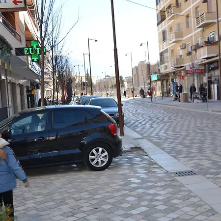 Joti's In City Centre Berat